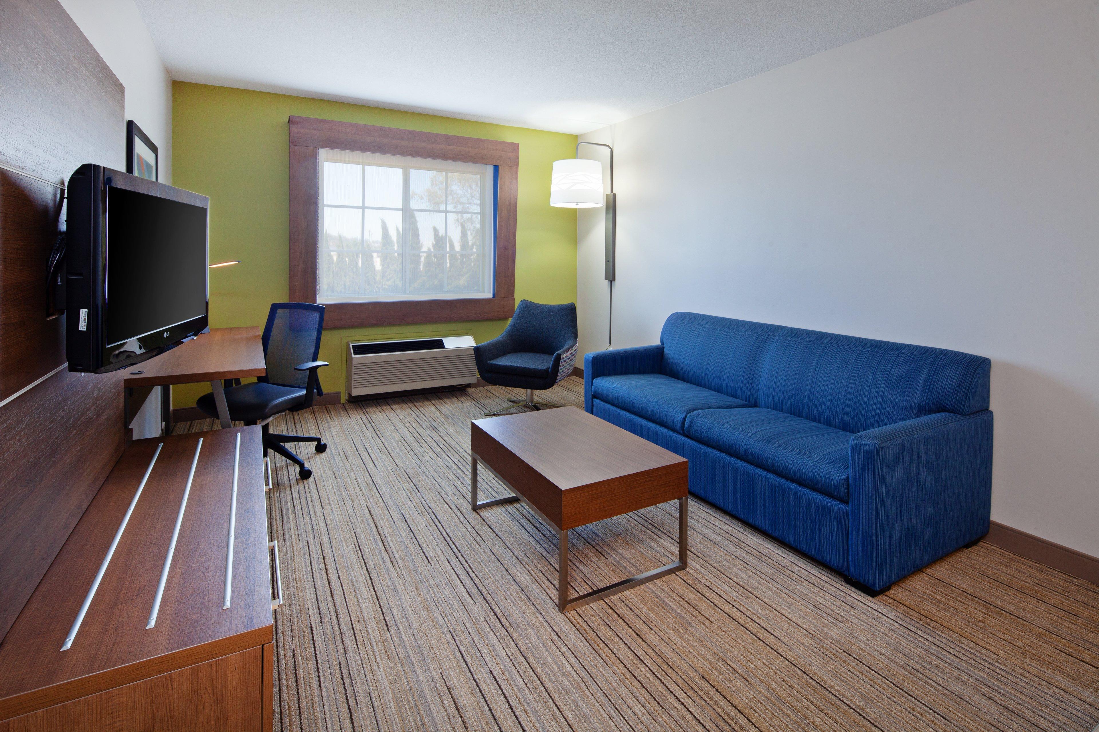 Holiday Inn Express Hotel & Suites San Diego-Escondido By Ihg Exterior photo