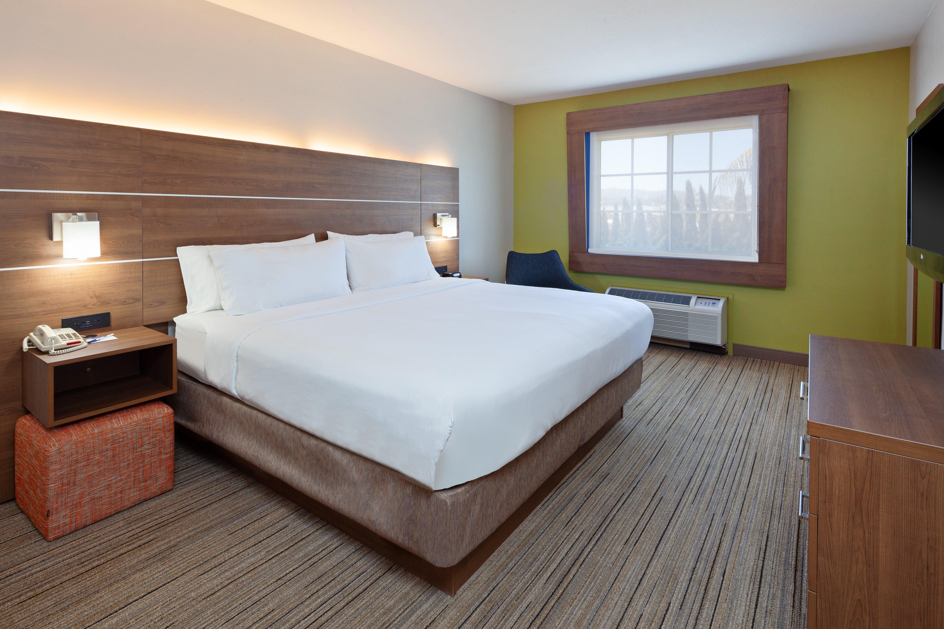 Holiday Inn Express Hotel & Suites San Diego-Escondido By Ihg Exterior photo